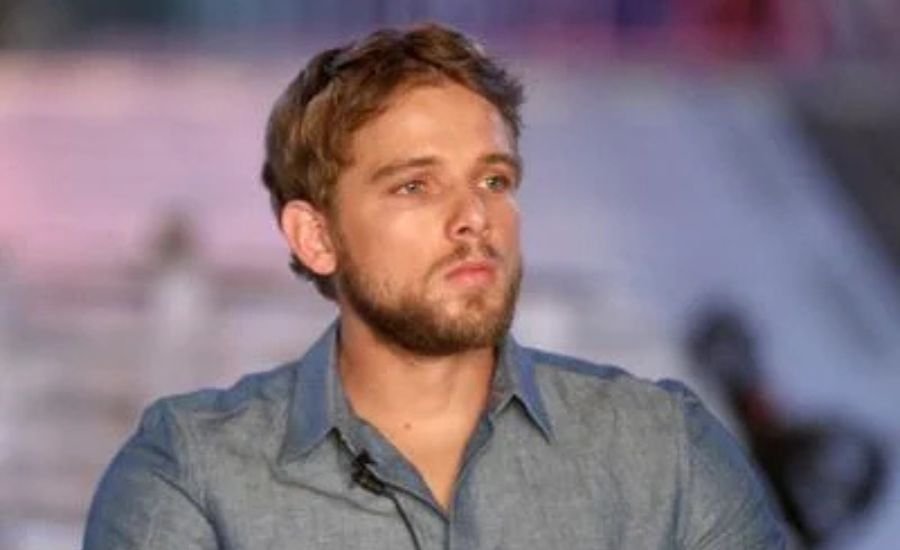 max thieriot net worth